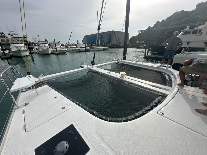 Catamaran crossbeam and trampolines after rigging work