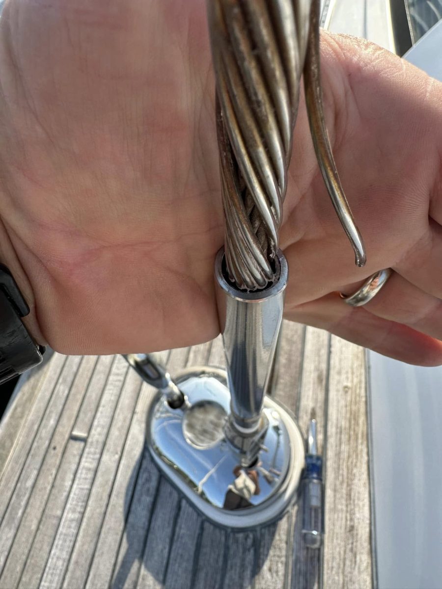 Broken wire strands at a fitting